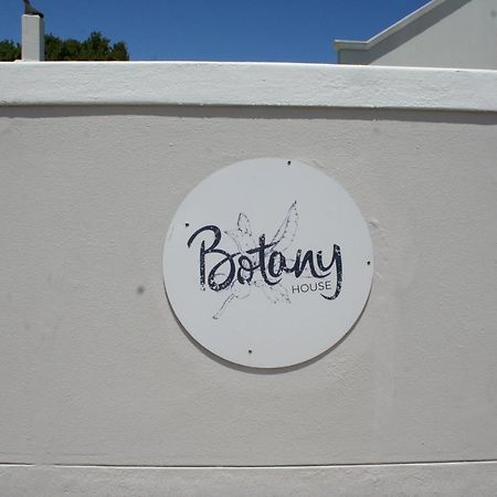 Botany House, In The Heart Of Hermanus Villa Bagian luar foto